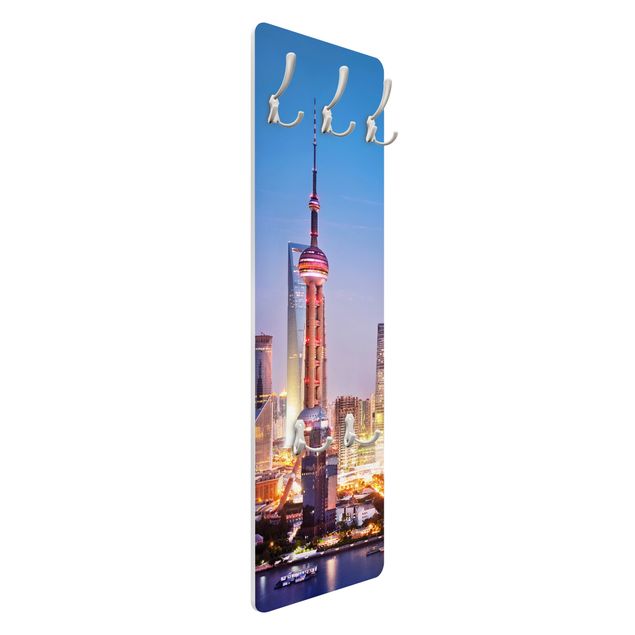 Wandkapstokken houten paneel Shanghai Skyline